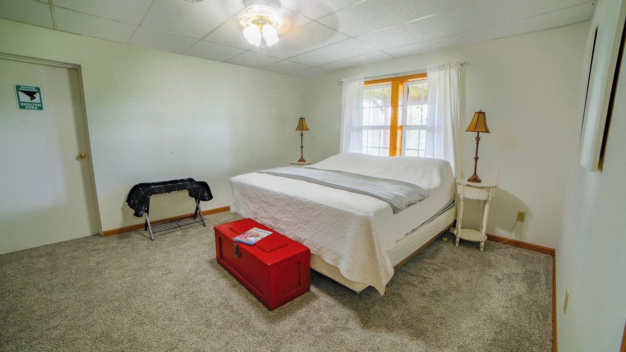 Photo of Bedroom in Lamont