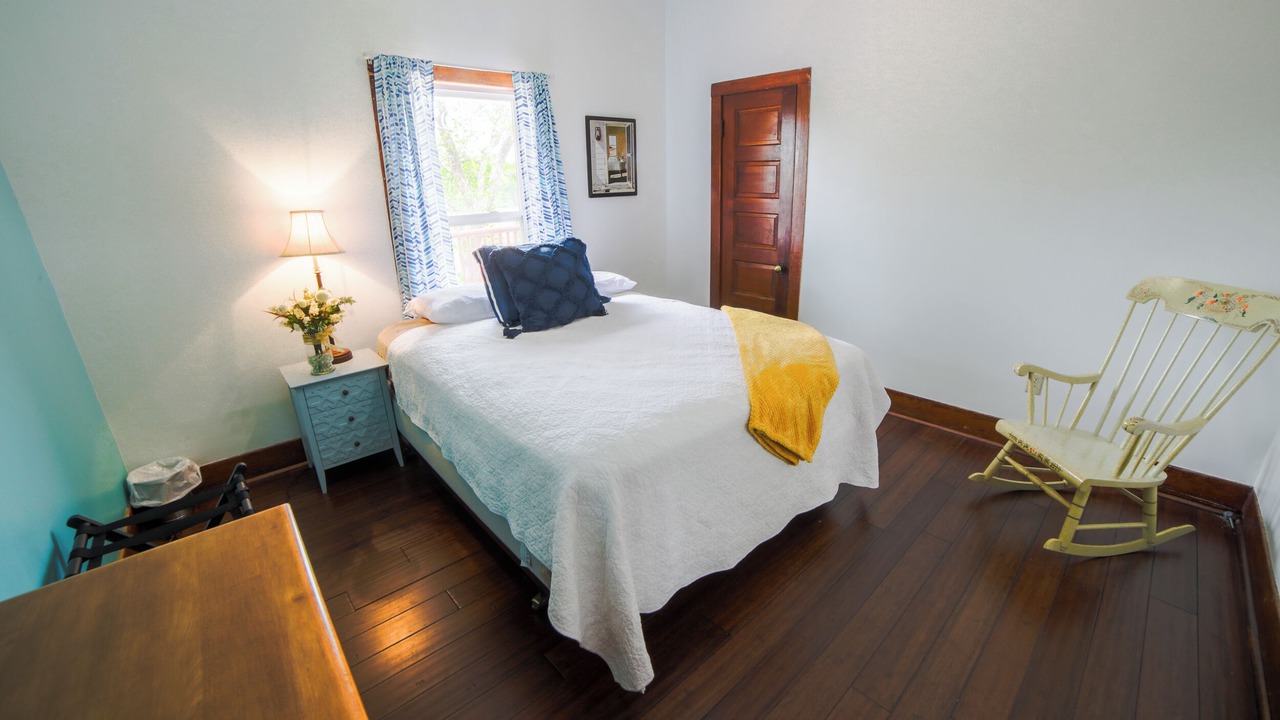 Photo of Bedroom in Lamont