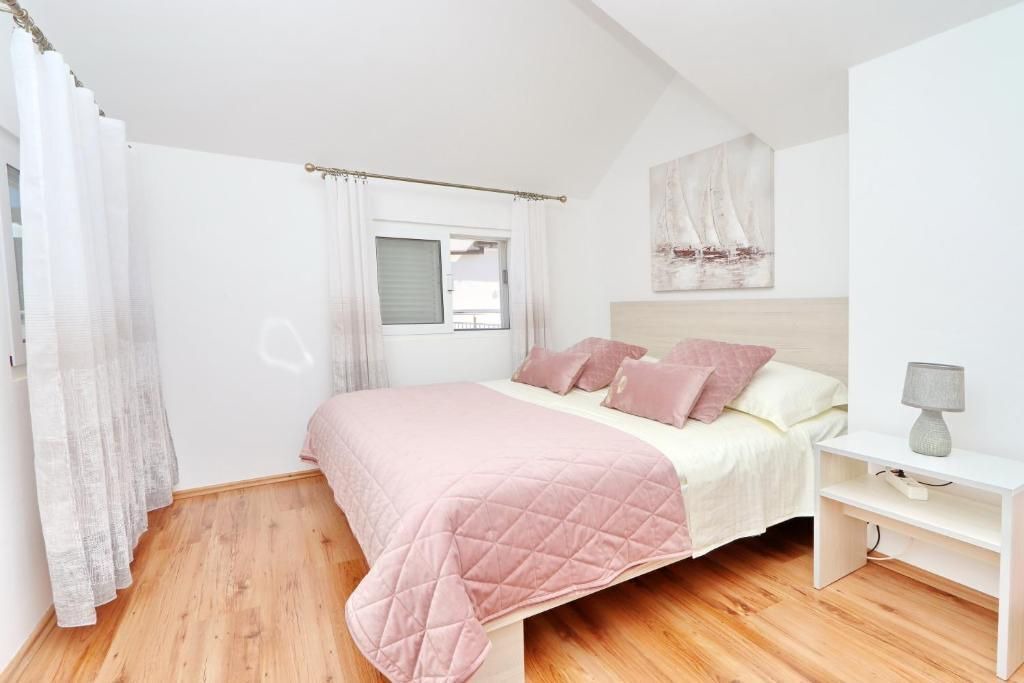Photo of Bedroom in Potirna