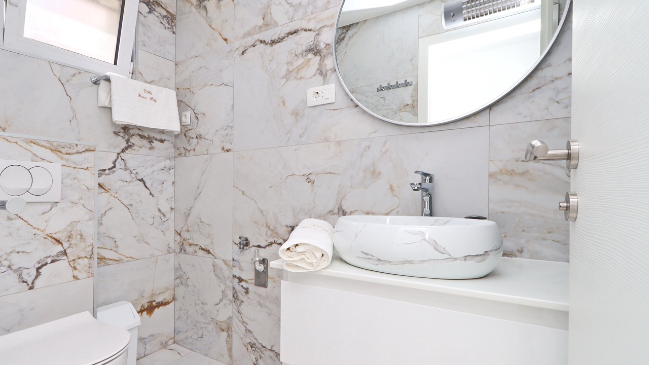 Photo of Bathroom in Potirna