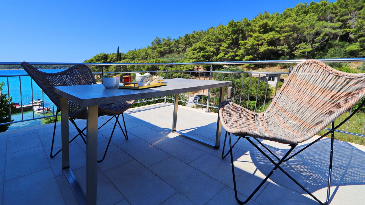Photo of Outdoor in Potirna
