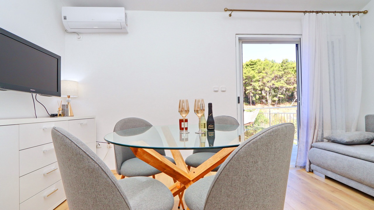 Photo of Livingroom in Potirna