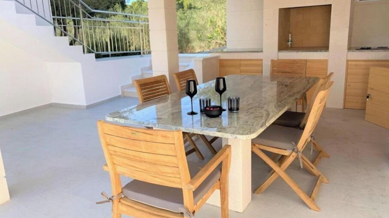 Photo of Outdoor in Potirna