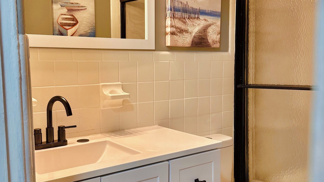 Photo of Bathroom in Lake Panasoffkee