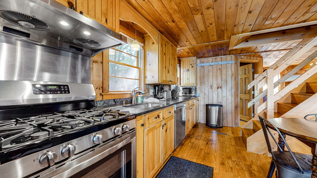 Photo of Kitchen in Pine River Pond