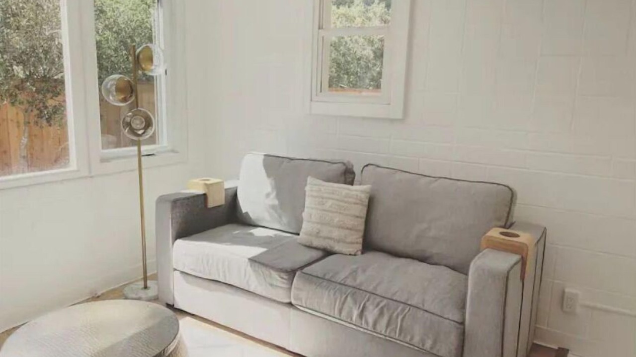 Photo of Livingroom in Lagunitas-Forest Knolls