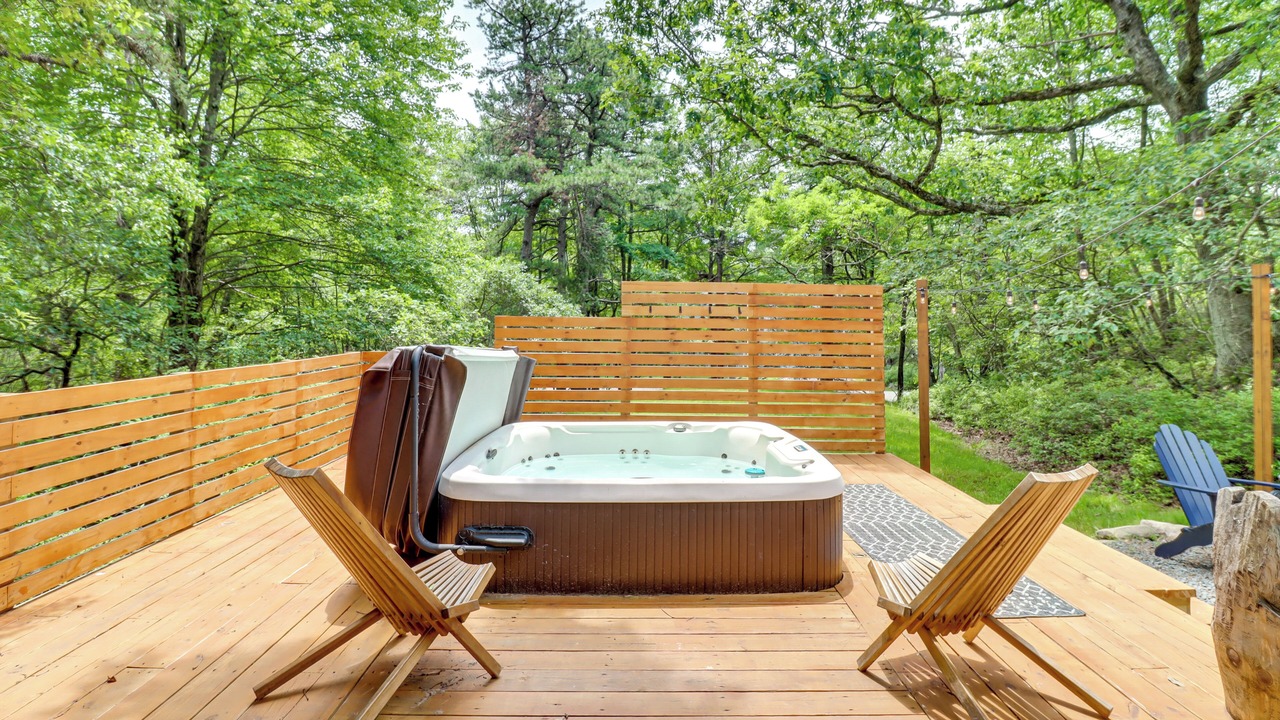 Photo of Patio Balcony in Long Pond