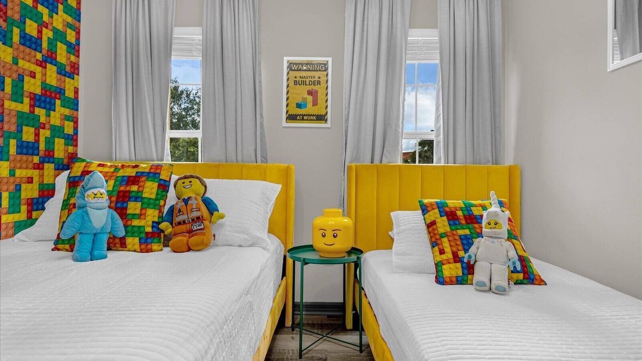 Photo of Bedroom in Sunset Lakes