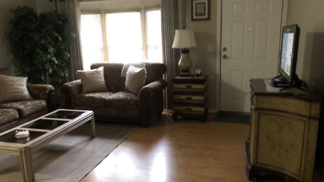 Photo of Livingroom in Counce