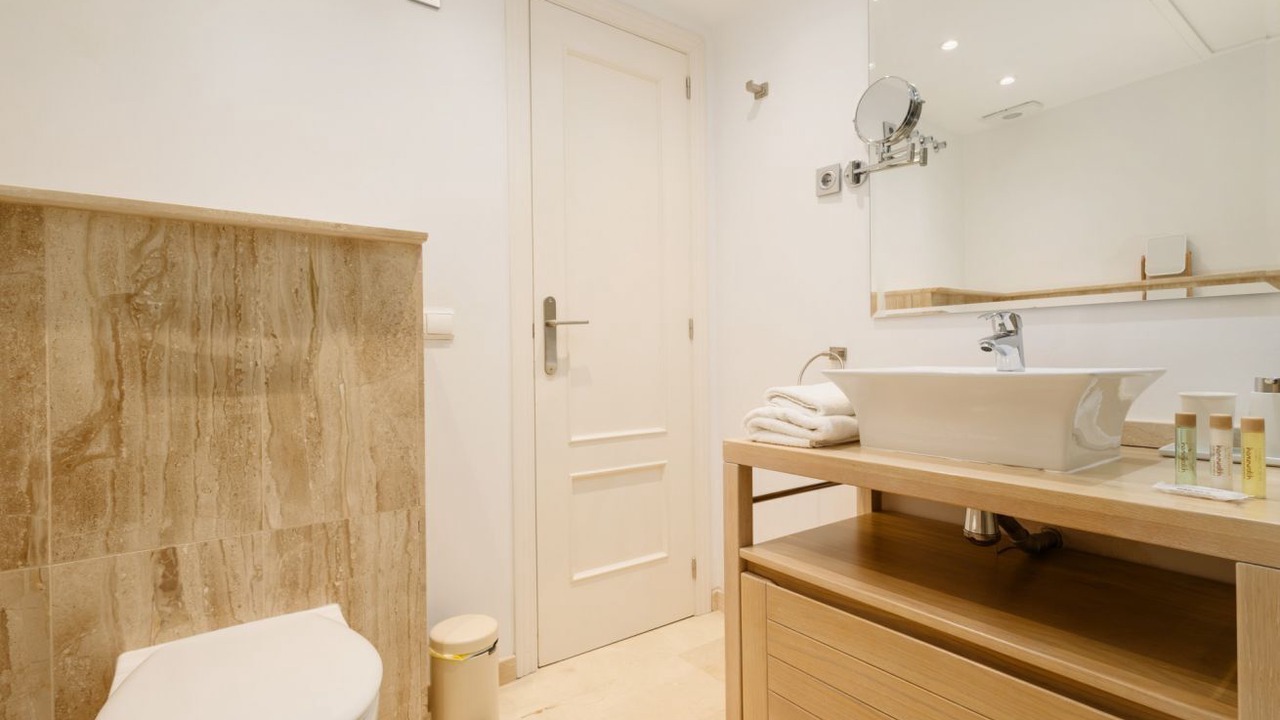 Photo of Bathroom in Urbanizacion Costabella