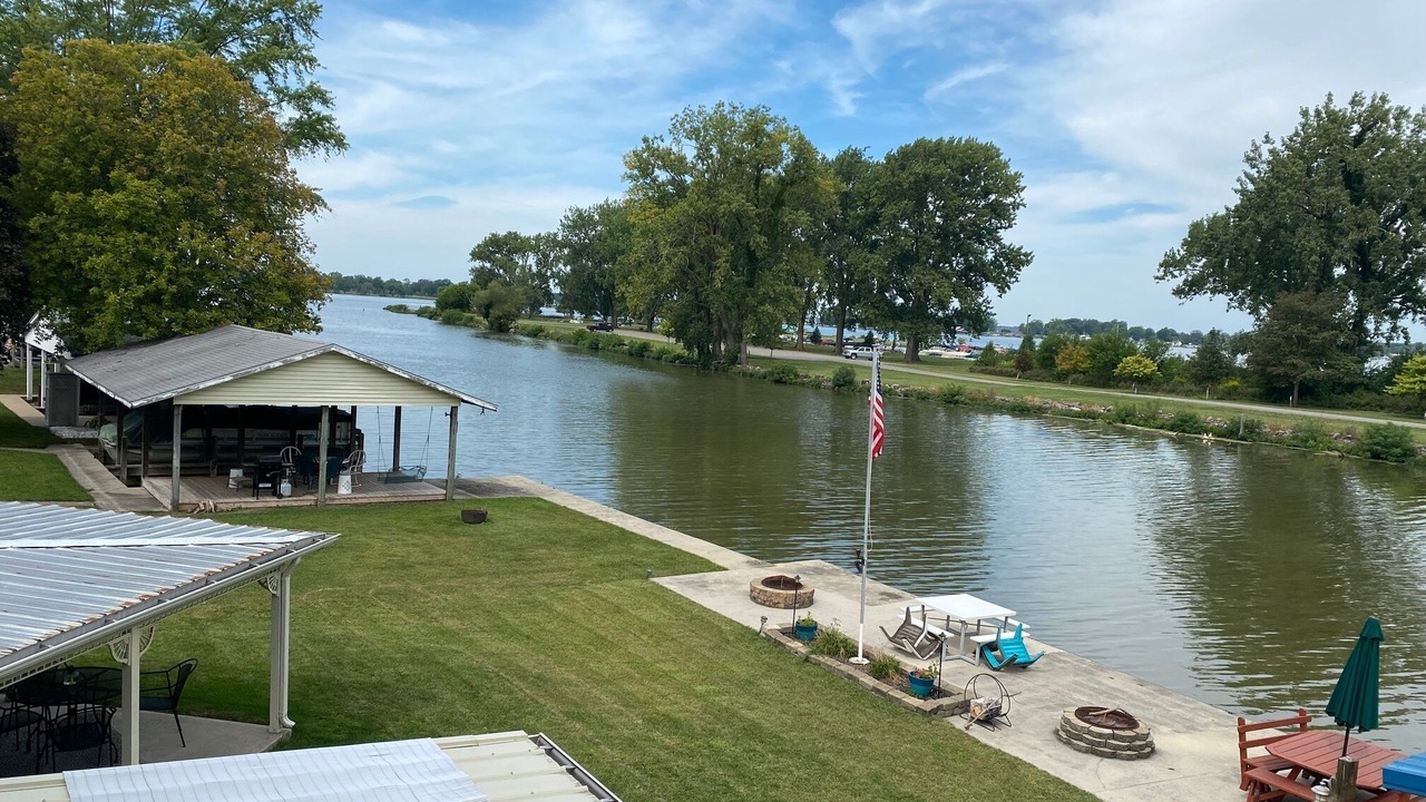 Photo of Others in Saint Johns