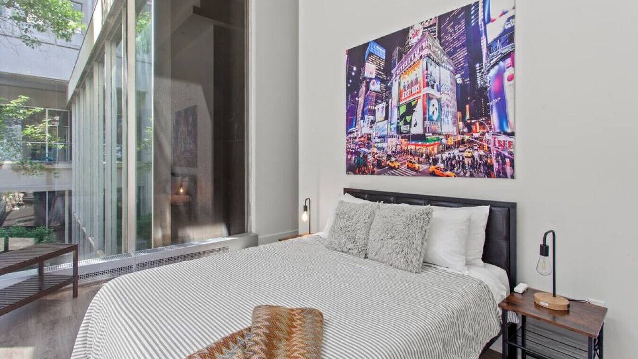 Photo of Bedroom in Downtown Kansas City
