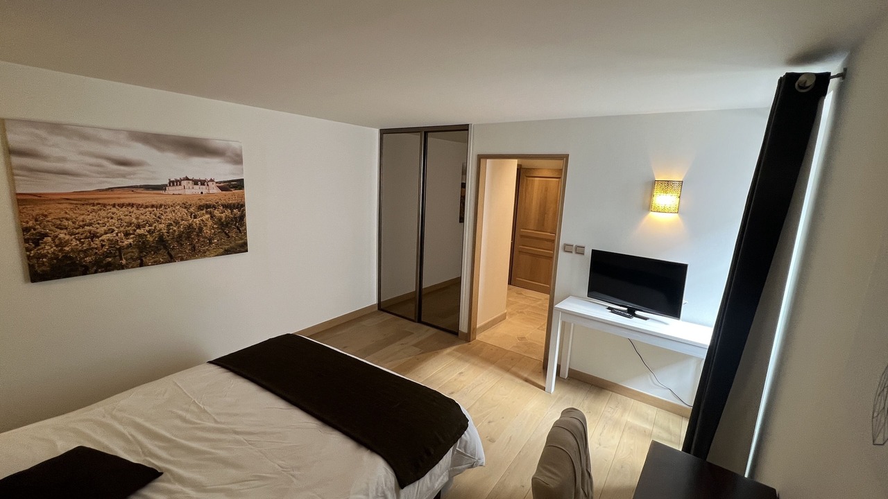Photo of Bedroom in Chassagne-Montrachet