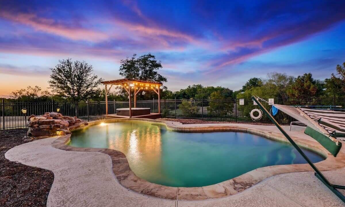 Photo of Outdoor in Denton