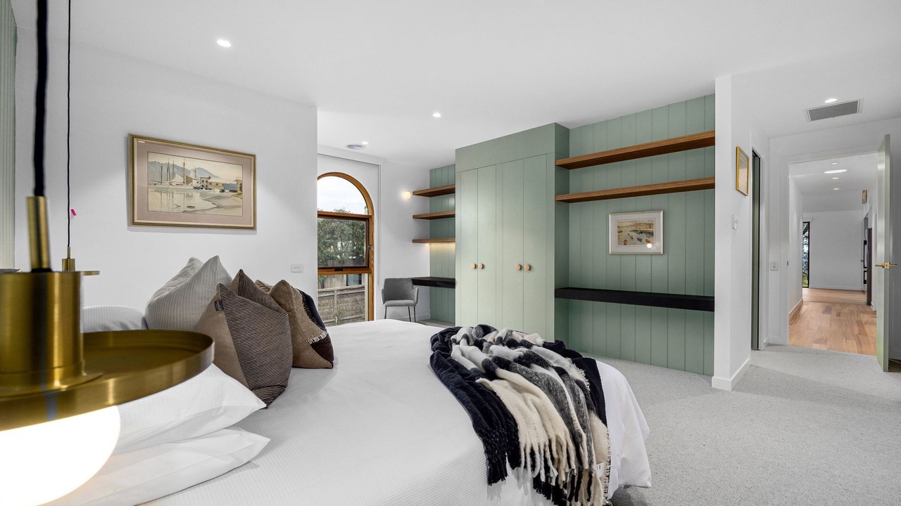 Photo of Others in Flinders