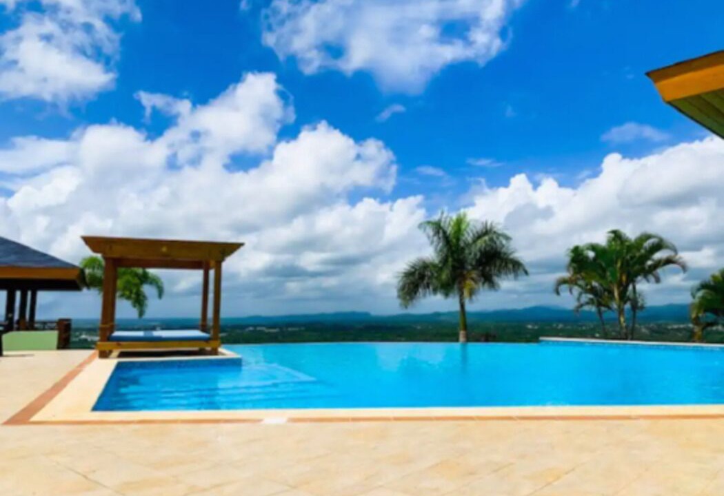 Photo of Outdoor in Pedro Brand