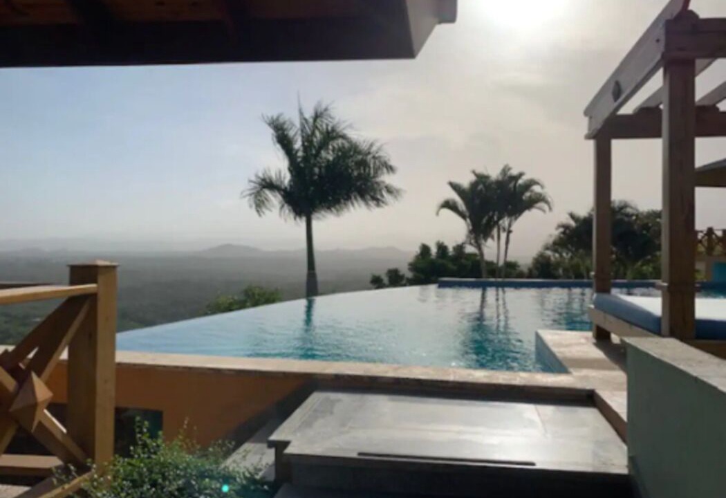 Photo of Outdoor in Pedro Brand