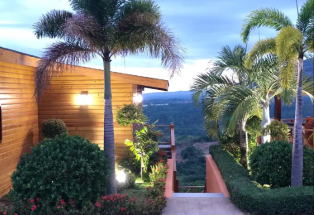 Photo of Outdoor in Pedro Brand