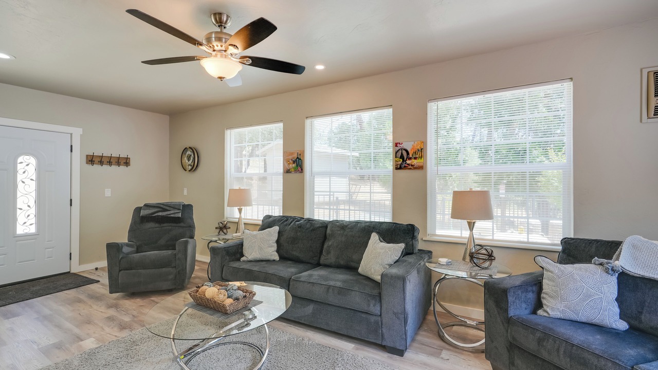 Photo of Livingroom in Placerville