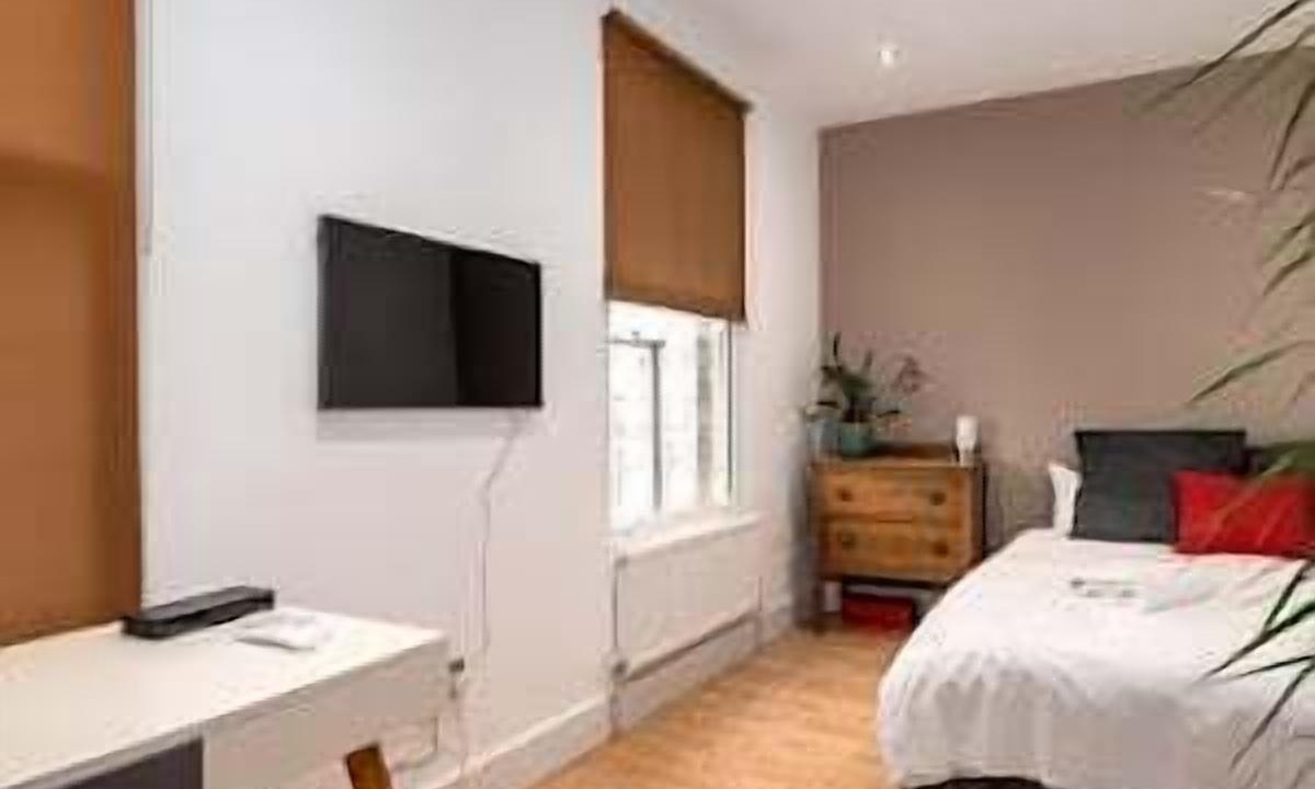 Photo of Bedroom in Haverstock
