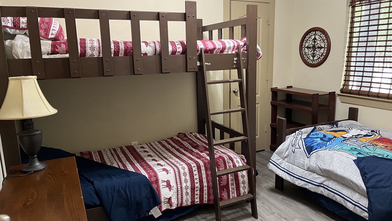 Photo of Bedroom in West Tawakoni