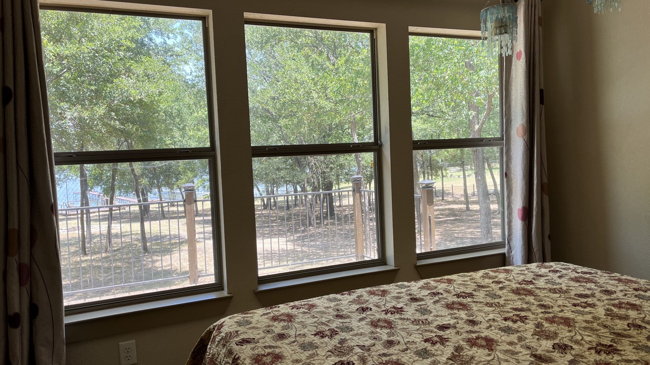 Photo of Bedroom in West Tawakoni