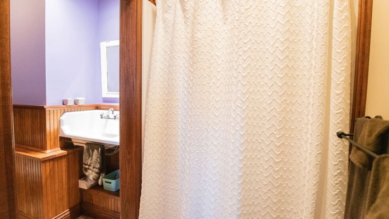 Photo of Bathroom in Treloar