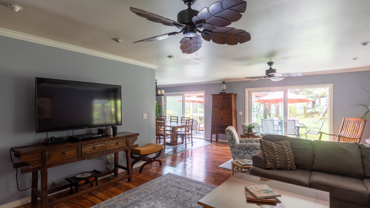 Photo of Livingroom in Volcano