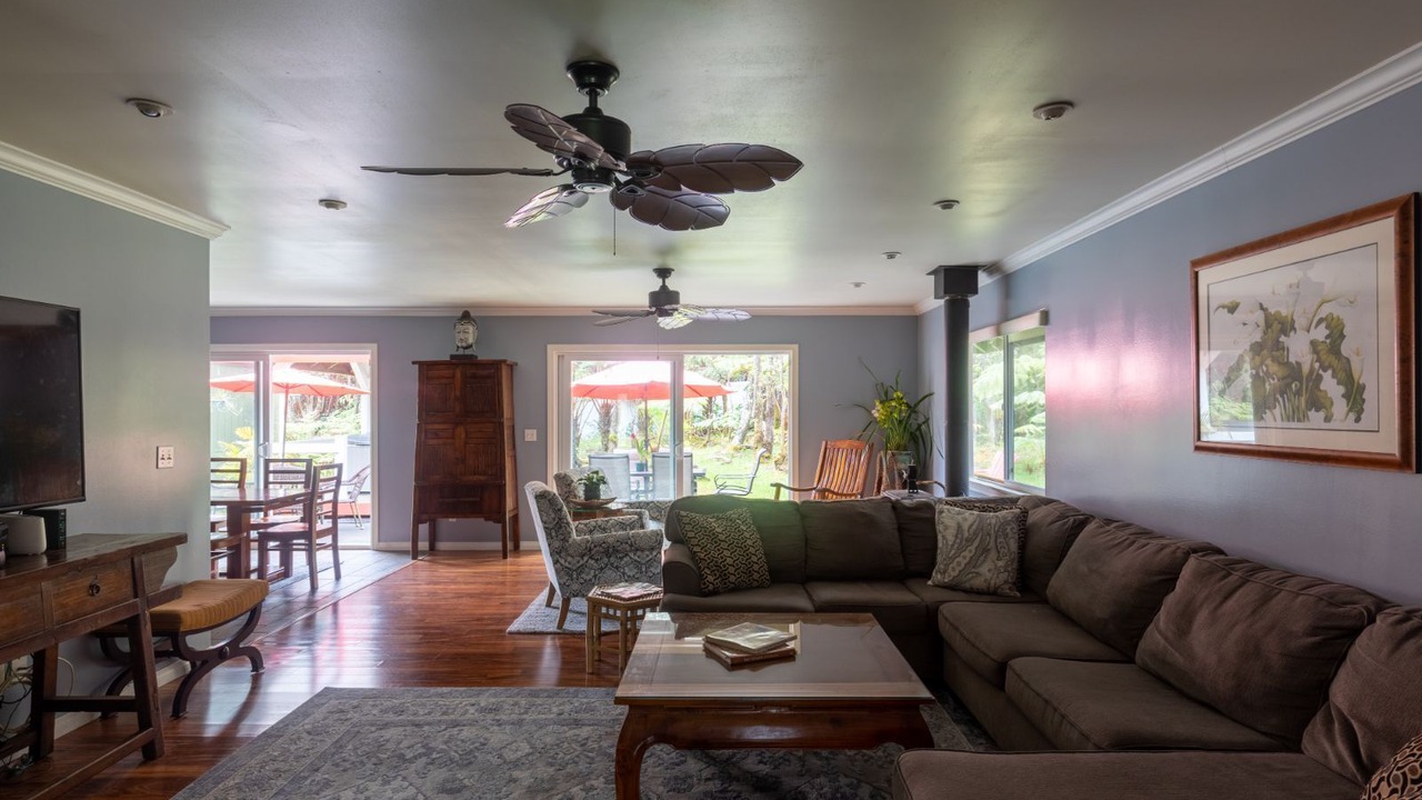 Photo of Livingroom in Volcano