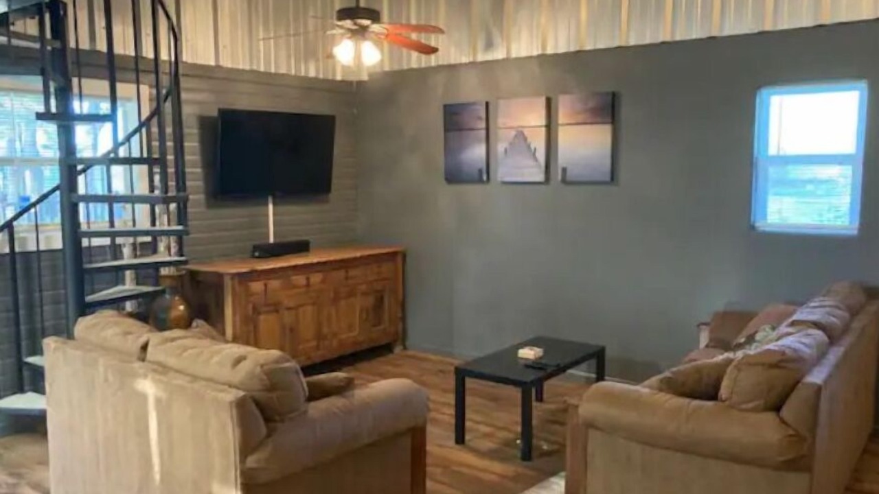 Photo of Livingroom in Cisco
