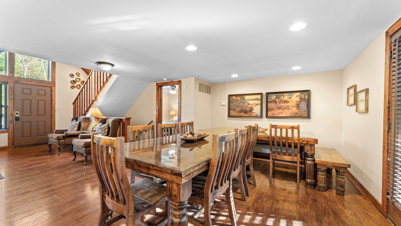 Photo of Bedroom in Reeds Spring