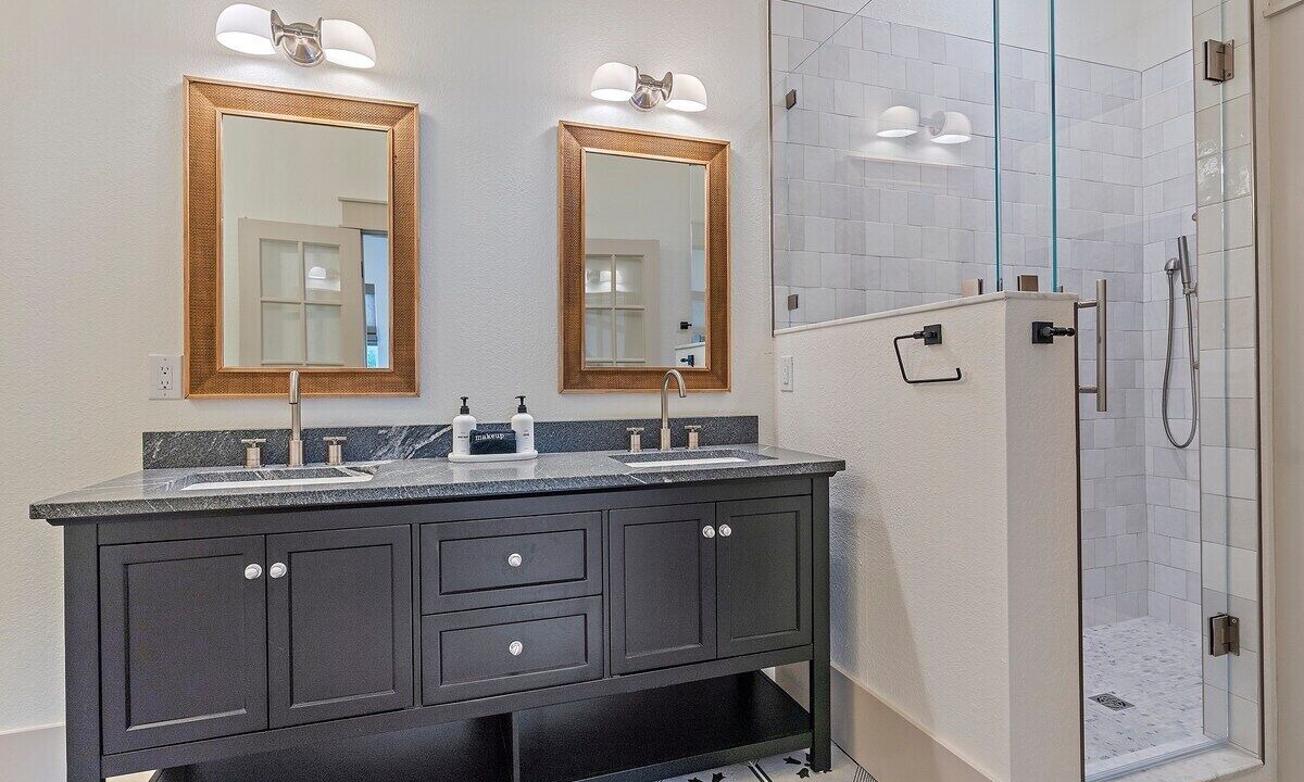 Photo of Bathroom in Bradenton