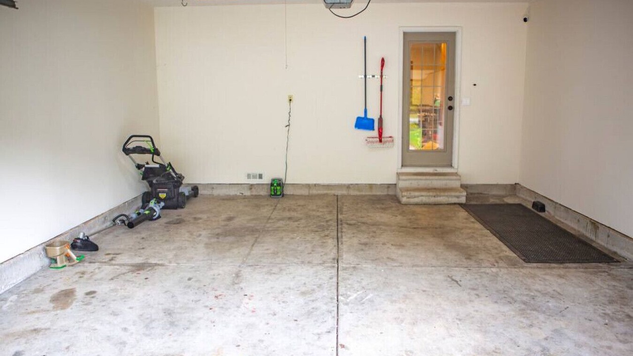 Photo of Others in Doling