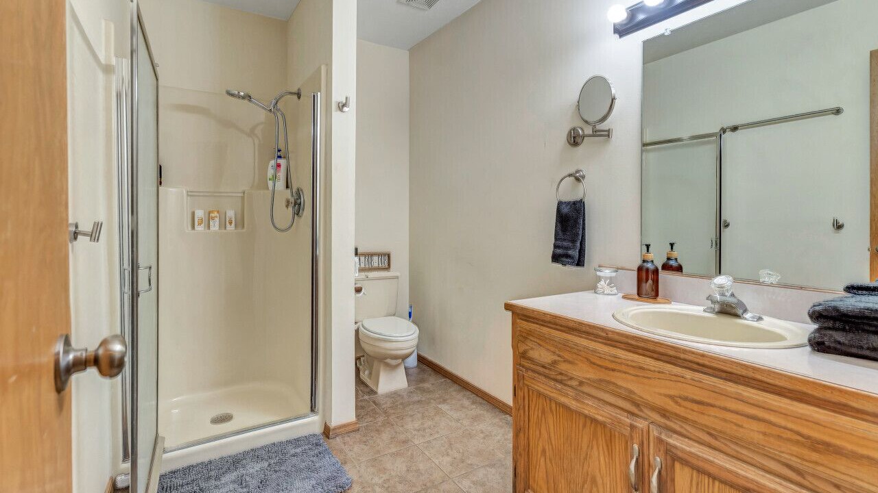 Photo of Bathroom in Doling