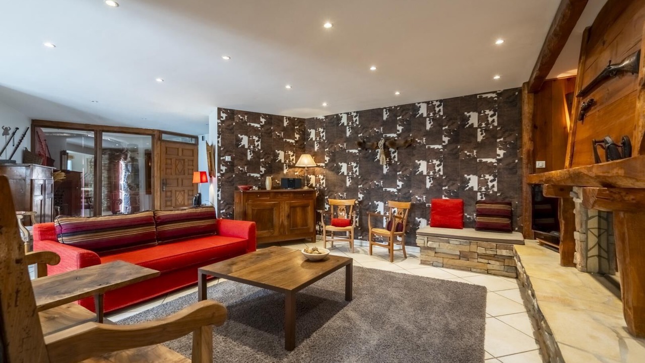 Photo of Others in Osses