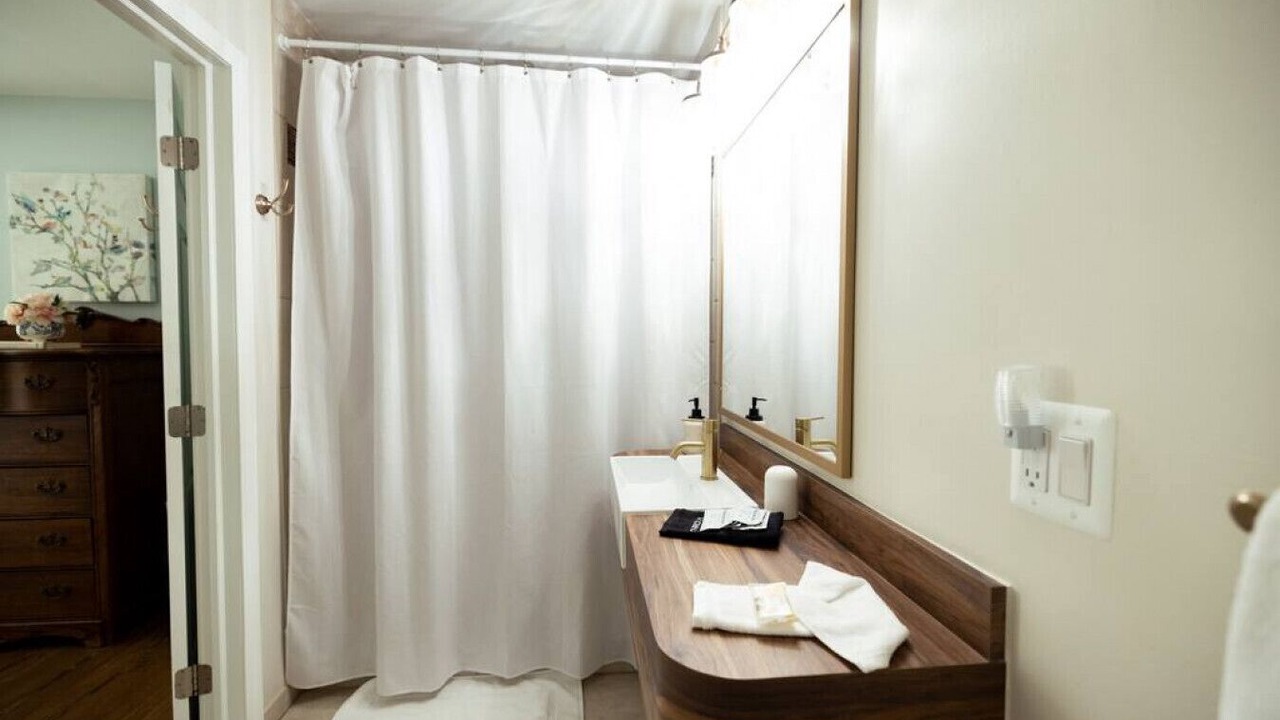 Photo of Bathroom in Clarkston