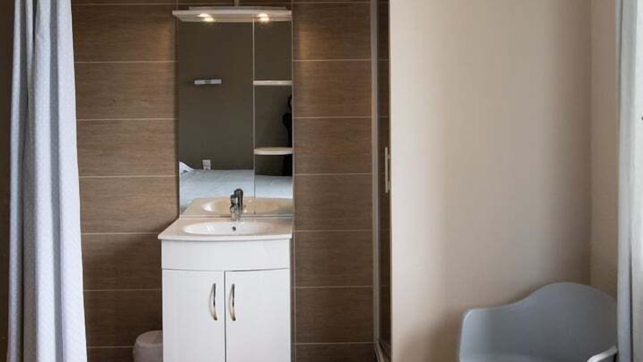 Photo of Bedroom in Genay