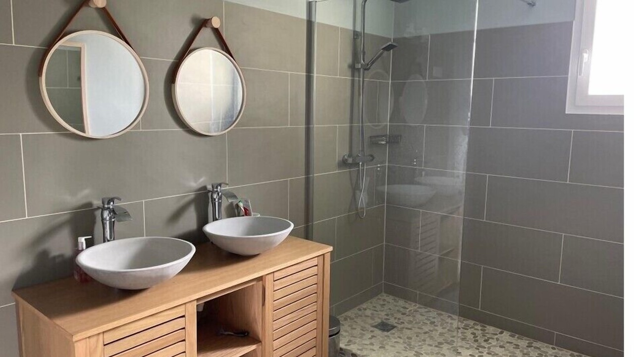 Photo of Bathroom in Blainville-sur-Mer