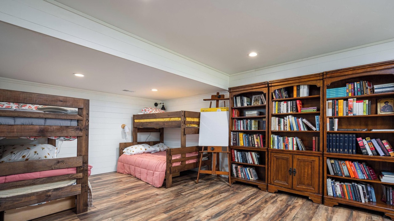 Photo of Bedroom in Macatawa
