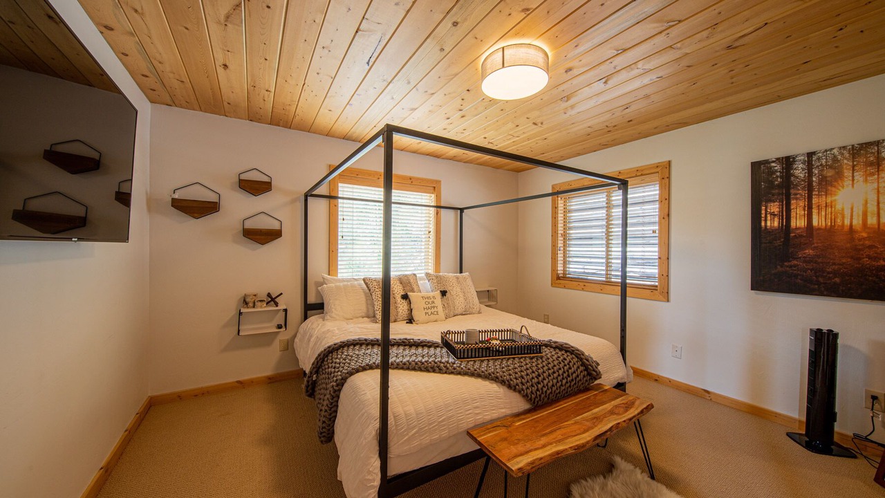 Photo of Bedroom in Brian Head