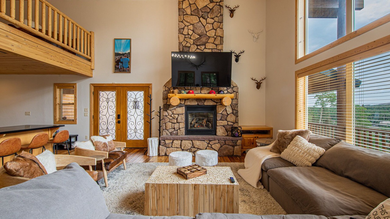 Photo of Livingroom in Brian Head