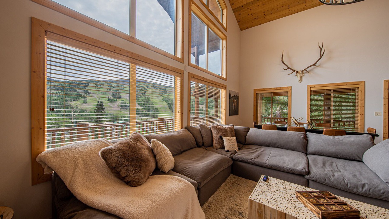 Photo of Livingroom in Brian Head