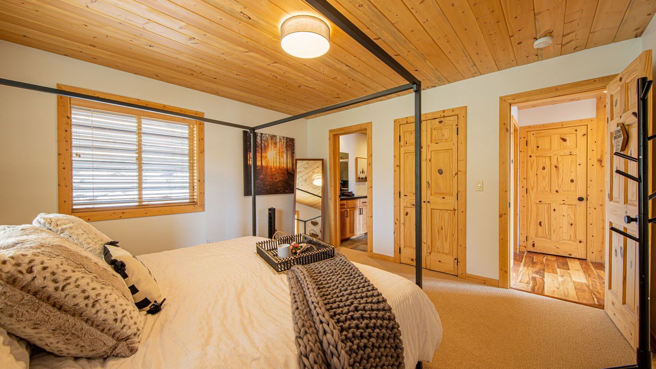 Photo of Bedroom in Brian Head