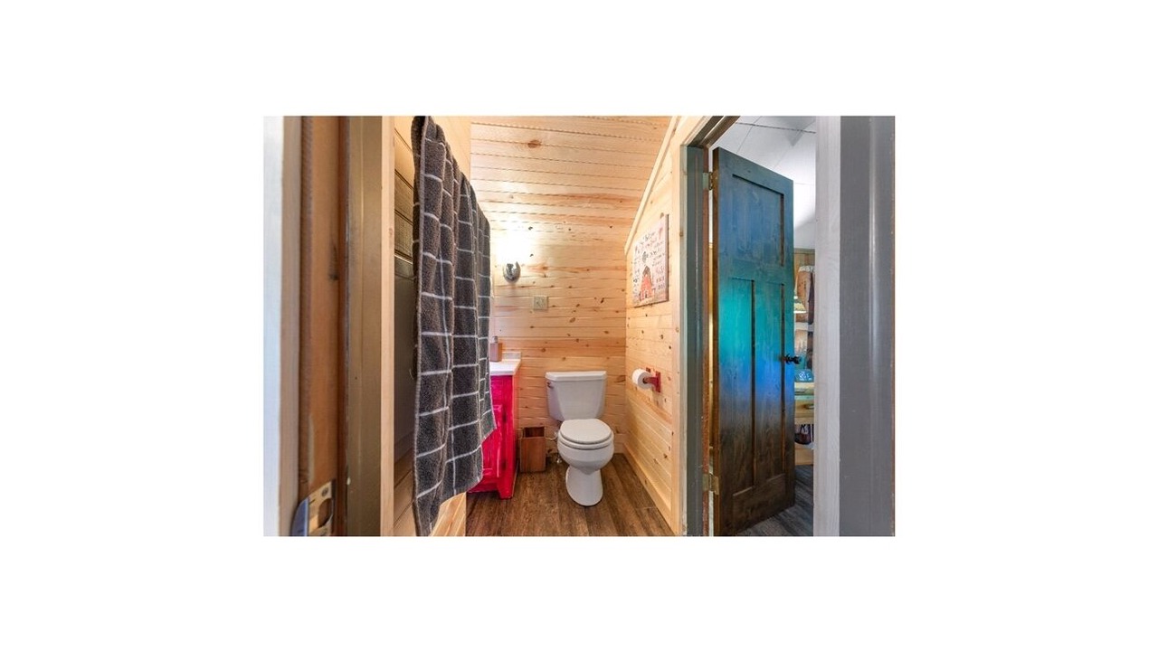 Photo of Bathroom in Holtwood