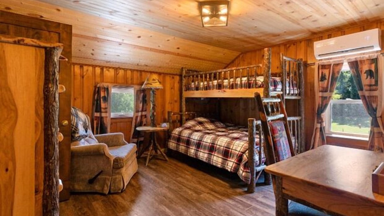 Photo of Others in Holtwood