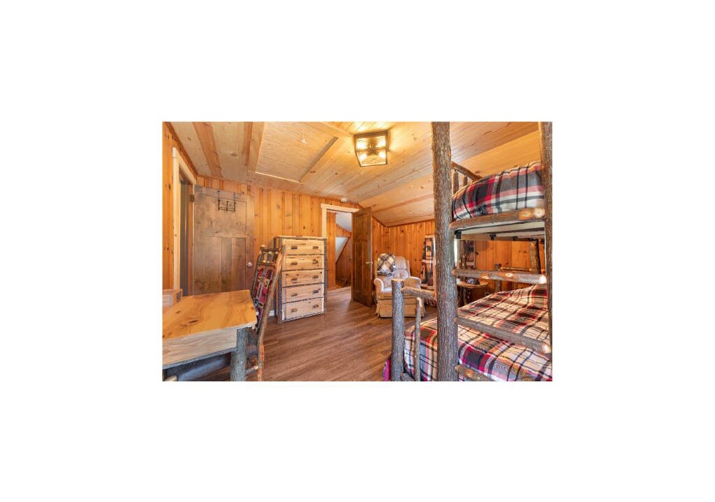 Photo of Bedroom in Holtwood