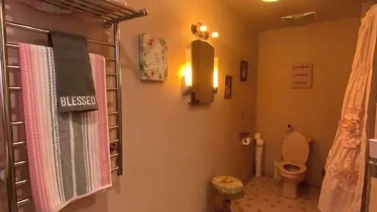 Photo of Bathroom in La Grange