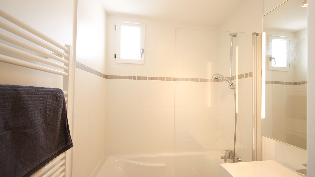 Photo of Bathroom in Malakoff
