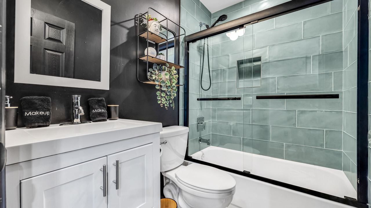 Photo of Bathroom in Candler-McAfee