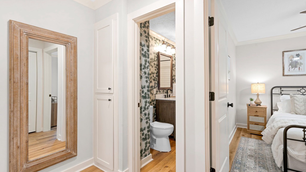 Photo of Bedroom in Laurel
